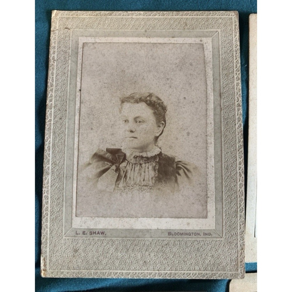 Lot of 6 Original Cabinet Card B&W Portrait Photos by Wilson, Harris & Clark - Picture 5 of 11